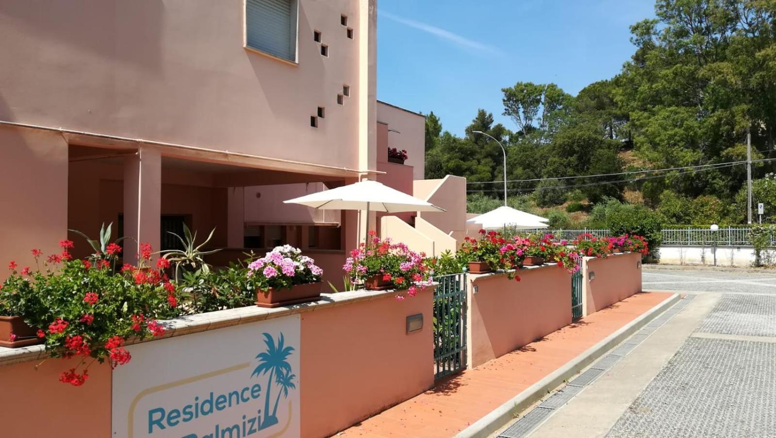カポリーヴェリLido I Palmiziアパートメント エクステリア 写真